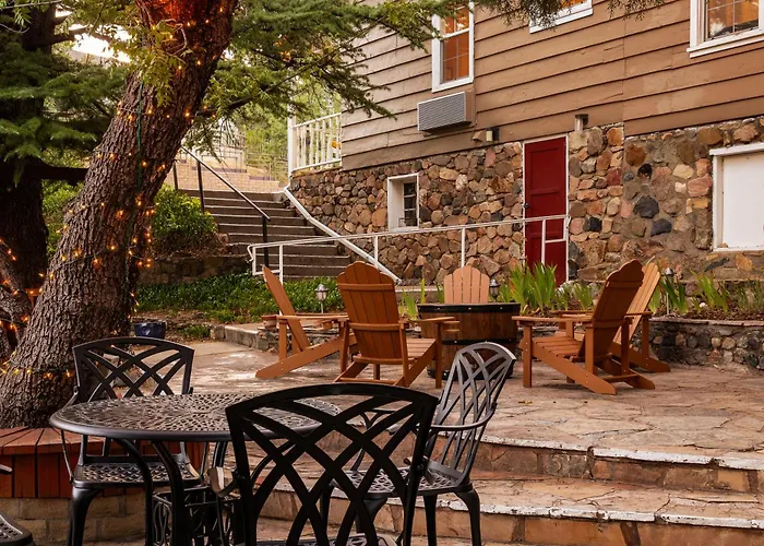 Prescott Pines Inn